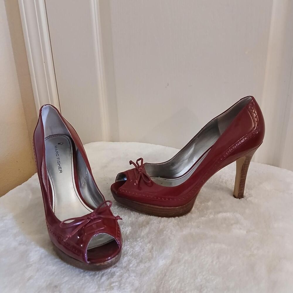 Marc fisher Red Patent Leather Lace Up Bow Peep Toe Platform Heels 6.5 Pinup